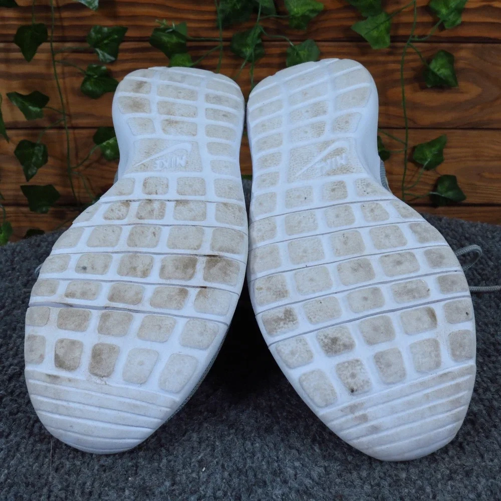Nike Roshe One Kids Running Shoes Size 4Y Athletic‎ Casual Gray Mesh Sneakers